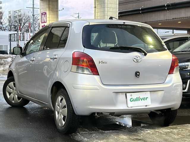 トヨタ ヴィッツ F 道央・札幌 2008(平20)年 3.9万km ライトパープルマイカ ４WD/オーディオ（FM/AM/CD)/寒冷地仕様/パワーウィンドウ/電動格納ミラー/エンジンスターター/ワイパーデアイサー/積込社外夏タイヤ