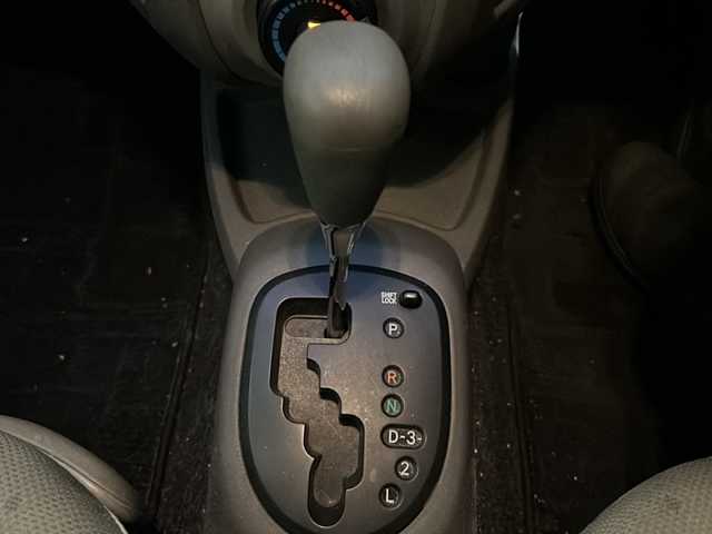 トヨタ ヴィッツ F 道央・札幌 2008(平20)年 3.9万km ライトパープルマイカ ４WD/オーディオ（FM/AM/CD)/寒冷地仕様/パワーウィンドウ/電動格納ミラー/エンジンスターター/ワイパーデアイサー/積込社外夏タイヤ