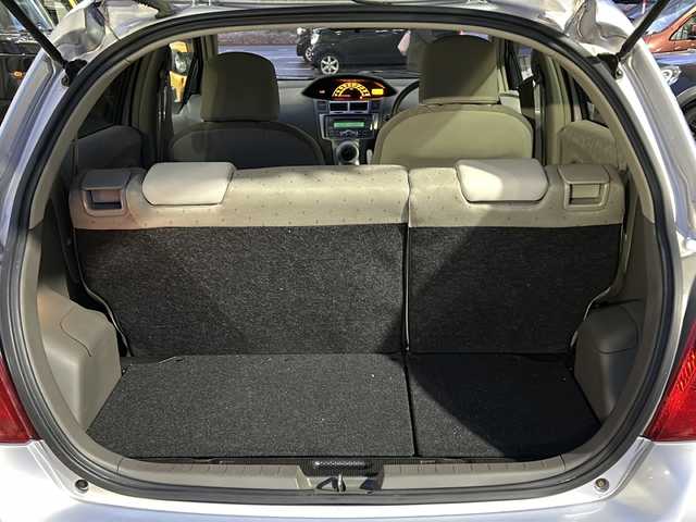 トヨタ ヴィッツ F 道央・札幌 2008(平20)年 3.9万km ライトパープルマイカ ４WD/オーディオ（FM/AM/CD)/寒冷地仕様/パワーウィンドウ/電動格納ミラー/エンジンスターター/ワイパーデアイサー/積込社外夏タイヤ