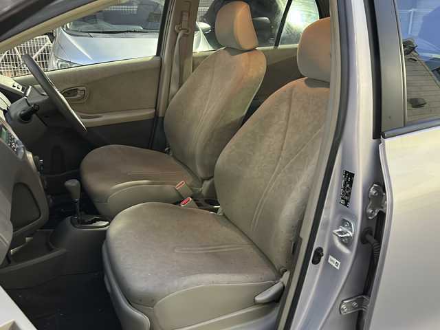 トヨタ ヴィッツ F 道央・札幌 2008(平20)年 3.9万km ライトパープルマイカ ４WD/オーディオ（FM/AM/CD)/寒冷地仕様/パワーウィンドウ/電動格納ミラー/エンジンスターター/ワイパーデアイサー/積込社外夏タイヤ