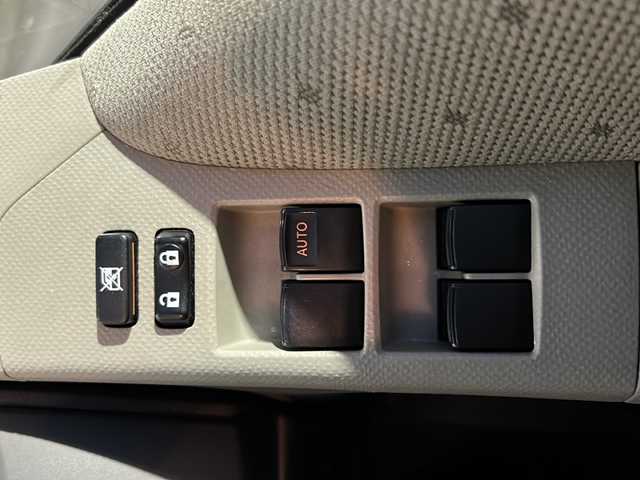 トヨタ ヴィッツ F 道央・札幌 2008(平20)年 3.9万km ライトパープルマイカ ４WD/オーディオ（FM/AM/CD)/寒冷地仕様/パワーウィンドウ/電動格納ミラー/エンジンスターター/ワイパーデアイサー/積込社外夏タイヤ