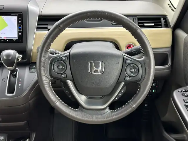 車両画像11