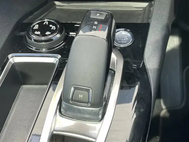 プジョー ５００８ GT ブルーHDi 千葉県 2019(平31)年 4.8万km 青 applecarplay/全周囲カメラ/ETC/ブラインドスポット/ワイヤレス充電/クリアランスソナー/ハーフレザーシート/Dメモリ付きパワーシート/シートヒーター/電動リアゲート/純正18インチAW/LEDヘッドライト/サンルーフ/パドルシフト/ACC