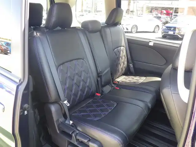 日産 セレナ ハイウェイスター Vセレクション 千葉県 2018(平30)年 3.8万km アズライトブルー エマージェンシーブレーキ/ハンズフリー両側パワースライドドア/９インチ純正SDナビ/地デジTV/【BD/DVD/CD再生機能　Bluetooth接続】/アラウンドビューモニター/ドライブレコーダー（前後撮影）/ETC/LEDヘッドライト/ウインカーミラー/純正15インチアルミホイル/インテリジェントキー