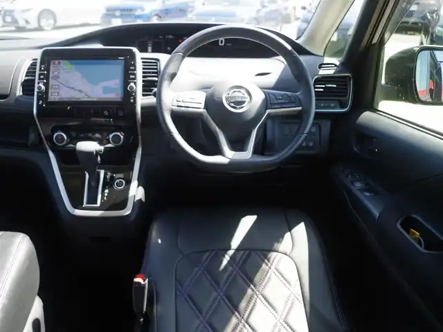 日産 セレナ ハイウェイスター Vセレクション 千葉県 2018(平30)年 3.8万km アズライトブルー エマージェンシーブレーキ/ハンズフリー両側パワースライドドア/９インチ純正SDナビ/地デジTV/【BD/DVD/CD再生機能　Bluetooth接続】/アラウンドビューモニター/ドライブレコーダー（前後撮影）/ETC/LEDヘッドライト/ウインカーミラー/純正15インチアルミホイル/インテリジェントキー