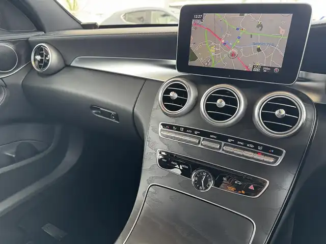 メルセデス・ベンツ Ｃ２５０ スポーツ 千葉県 2016(平28)年 3.1万km ヒヤシンスレッド レーダーセーフティーパッケージ/衝突軽減ブレーキ/レーダークルーズ コントロール/レーンキープアシスト/ブラインドスポットモニター/純正HDDナビ/フルセグTV/Bluetooth/バックカメラ/黒レザーシート/シートヒーター/エアサス/LEDライト/ETC2.0/スペアキー