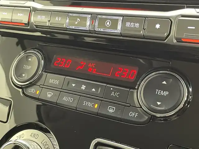 三菱 デリカＤ：５ シャモニー 千葉県 2024(令6)年 0.4万km グラファイトグレーメタリック/ブラックマイカ ワンオーナー/4WD/禁煙車/両側パワースライドドア /サポートカーSワイド/● 衝突被害軽減ブレーキシステム＊ 対車両 / 対歩行者/● 誤発進抑制機能（前進時）/● 車線逸脱警報システム［LDW］/● オートマチックハイビーム［AHB］/社外11型ナビ/・CD/DVD.Bluetooth.フルセグTV.HDMI/アラウンドビューモニター/オートステップ/LEDヘッドライト/ハーフレザーシート/D/Nシートヒーター/純正１８インチアルミ/純正フロアマット/プッシュスタート/スマートキー/スペアキー/保証書・取説