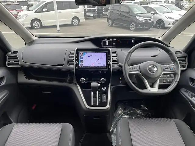 日産 セレナ ハイウェイスター Vセレクション 和歌山県 2018(平30)年 4万km ダイヤモンドブラック 純正ナビ（MM518D-L）/フルセグTV/（BT/CD/DVD/AM/FM）/全方位カメラ/プロパイロット/衝突被害軽減ブレーキ/レーンキープアシスト/横滑り防止/前後コーナーセンサー/オートライト/前方ドライブレコーダー/両側パワースライド/ビルトインETC/LEDヘッドライト/フォグランプ/ドアバイザー/プッシュスタート/電格ミラー