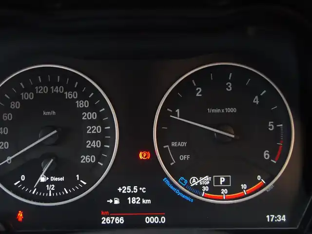 ＢＭＷ ２１８ｄ アクティブツアラー 埼玉県 2017(平29)年 2.7万km アルピンホワイトⅢ インテリジェントセーフティ /パークディスタンスコントロール /バックカメラ /iDriveナビ /ドライブレコーダー /ルームミラー内臓ETC /純正16インチアルミホイール /アイドリングストップシステム /横滑り防止装置