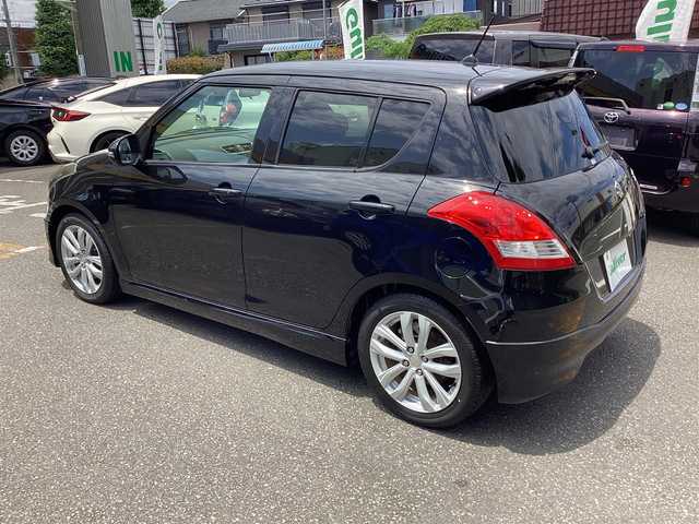 スズキ スイフト RS－DJE 神奈川県 2014(平26)年 1.5万km スーパーブラックパール 社外ナビ、TV/ETC/クールーズコントロール/ディスチャージヘッドランプ装着車/スマートキー/エコクール