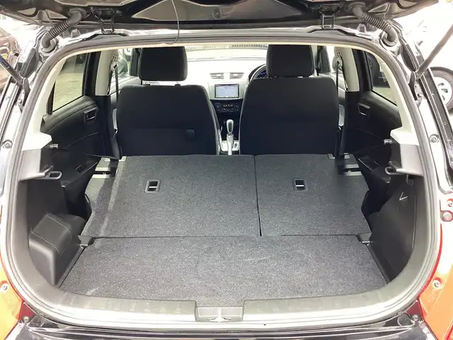 スズキ スイフト RS－DJE 神奈川県 2014(平26)年 1.5万km スーパーブラックパール 社外ナビ、TV/ETC/クールーズコントロール/ディスチャージヘッドランプ装着車/スマートキー/エコクール