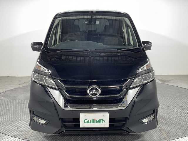 日産 セレナ ハイウェイスター Vセレクション 福岡県 2018(平30)年 6.5万km ダイヤモンドブラック 禁煙車/純正９型ナビ(MM517D-L)/・Bluetooth/・CD/DVD/Blu-ray/・SD音楽/・フルセグ/アラウンドビューモニター/フリップダウンモニター/両側パワースライドドア/パーキングアシスト/シートヒーター/クルーズコントロール/コーナーセンサー(前後)/衝突軽減/レーンキープ/ＥＴＣ/ドラレコ(前方)/エアバッグ(運転席/助手席/サイド/カーテン)/純正16インチアルミホイール(195/60/R16)