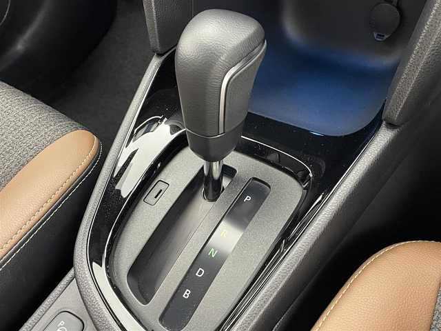 トヨタ ヤリスクロス ハイブリッド Z アドベンチャー 茨城県 2023(令5)年 1.7万km ブラックマイカ/プラチナホワイトパールマイカ 純正DA/全方位カメラ/ナビキット/衝突被害軽減ブレーキ/車線逸脱抑制装置/レーダークルーズコントロール/オートマチックハイビーム/クリアランスソナー/BSM/ETC/パワーバックドア/シートヒーター/ステアリングヒーター/純正18インチAW/LEDヘッドライト/スマートキー