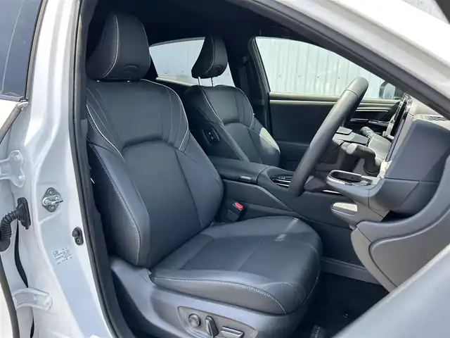 トヨタ クラウン スポーツ Z 奈良県 2024(令6)年 1.2万km プレシャスホワイトパール 全方位カメラ　/純正ナビ　/レザーシート　/Bluetooth　/追従クルーズコントロール　/パワーシート　/電動リアゲード　/コーナーセンサー前後　/カーテンエアバッグ　/フルセグ/衝突軽減ブレーキ　/ETC　/LEDライト