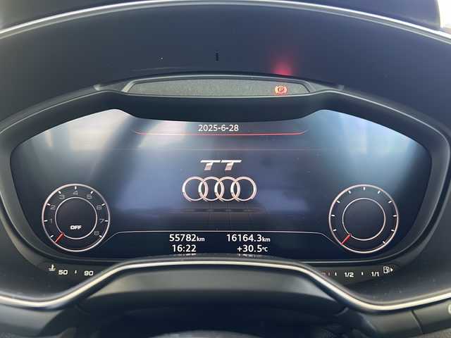 アウディ ＴＴロードスター 2．0 TFSI クワトロ 福島県 2017(平29)年 5.6万km 青 登録時走行距離：55782km/４WD/純正ナビ/ (CD/DVD/BT/フルセグTV/SD/AM/FM)/バックカメラ/ビルトインETC/ドライブレコーダー/プッシュスタート/ステアリングスイッチ/パドルシフト/革巻きステアリング/パワーシート/ (D席/N席）/社外フロアマット/MTモード付AT/スマートキー/スペアキー×１/LEDヘッドライト/社外18インチAW/電動格納ミラー/ウィンカーミラー/レインセンサー/アイドリングストップ/横滑り防止装置/保証書/取扱説明書