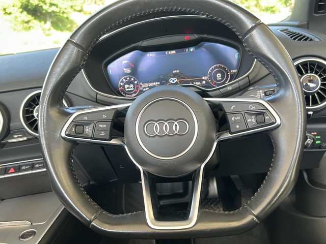 アウディ ＴＴロードスター 2．0 TFSI クワトロ 福島県 2017(平29)年 5.6万km 青 登録時走行距離：55782km/４WD/純正ナビ/ (CD/DVD/BT/フルセグTV/SD/AM/FM)/バックカメラ/ビルトインETC/ドライブレコーダー/プッシュスタート/ステアリングスイッチ/パドルシフト/革巻きステアリング/パワーシート/ (D席/N席）/社外フロアマット/MTモード付AT/スマートキー/スペアキー×１/LEDヘッドライト/社外18インチAW/電動格納ミラー/ウィンカーミラー/レインセンサー/アイドリングストップ/横滑り防止装置/保証書/取扱説明書