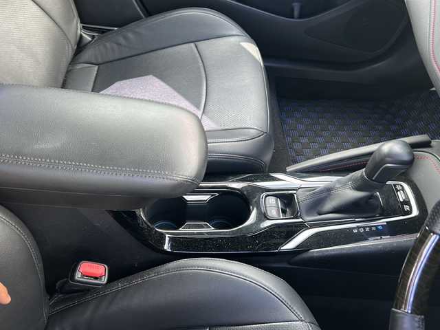 トヨタ カローラ スポーツ ハイブリッドG Z 茨城県 2019(令1)年 7.8万km ホワイトパールクリスタルシャイン フロントモデリスタエアロ/TRDサイドスカート/ブリッツリアスポイラー/社外9inナビ【MDV-M906HDL】/(地デジTV・CD・DVD・BT・ラジオ再生)/レーダークルーズコントロール/レーンアシスト/プリクラッシュセーフティ/コーナーセンサー/ドライブレコーダー/ビルトインETC/バックカメラ/純正16inアルミホイール/ウッドコンビステアリング/フロアマット/スマートキー