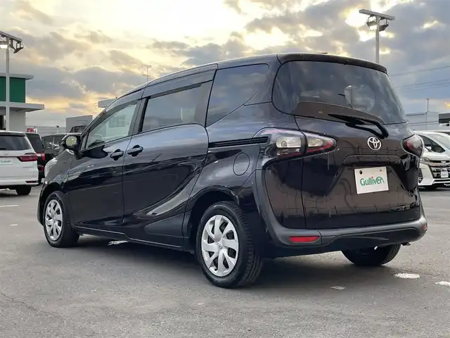 トヨタ シエンタ G クエロ 東京都 2018(平30)年 5.8万km クールボルドーガラスフレーク アルパインナビ/フルセグＴＶ/バックカメラ/ドライブレコーダー/両側パワースライドドア/ハーフレザーシート/革巻きステアリングホイール/純正バイザー/純正フロアマット/ＥＴＣ/スマートキー