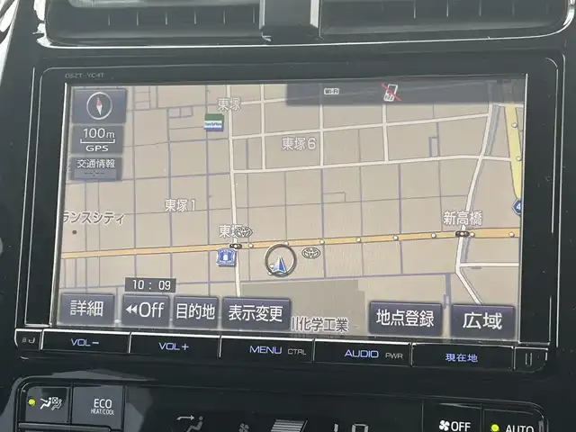 トヨタ プリウス A 岡山県 2016(平28)年 4.1万km スティールブロンドM 登録時走行距離40.327km/純正9インチナビ:DSZT-YC4Y/(AM/FM/SD/TV/Bluetooth)/モデリスタエアロ/トヨタセーフティセンス/・プリクラッシュセーフティ/・レーンディパーチャーアラート/・アダプティブクルーズコントロール/・オートマチックハイビーム/・リアクロストラフィックアラート/COMTEC前後ドライブレコーダー:ZDR035/Carlsson18インチアルミホイール/100V充電/ブラインドスポットモニター/ヘッドアップディスプレイ/プッシュスタート/スマートキー