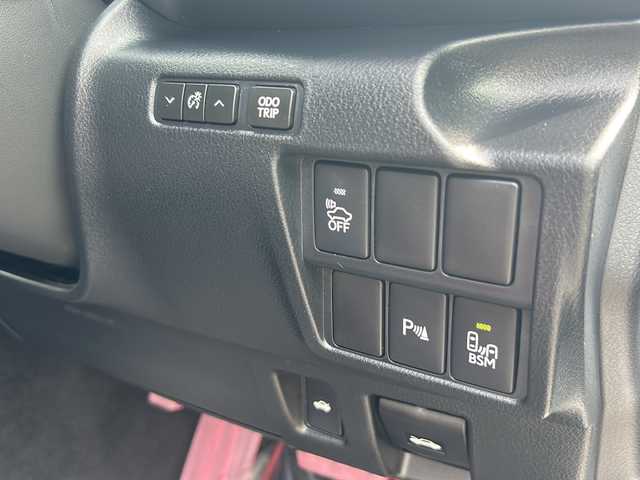 レクサス ＩＳ 300h Fスポーツ Xライン 佐賀県 2015(平27)年 7.6万km ホワイトノーヴァガラスフレーク 純正ナビ/CD/DVD/Bluetooth/USB/AUX/バックカメラ/専用L Texシート/シートヒーター＆エアシート/パワーシート/パドルシフト/スマートキー/ブラインドスポットモニター/前後クリアランスソナー/純正LEDヘッドライト/純正18インチアルミ/純正フロアマット/新車保証書/取扱説明書/プリクラッシュセーフティ/レーダークルーズコントロール