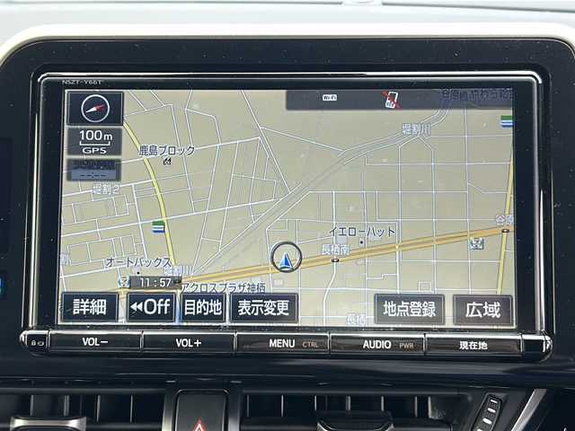 トヨタ Ｃ－ＨＲ G 茨城県 2018(平30)年 6.7万km ホワイトパールクリスタルシャイン 純正９インチメモリナビ【NSZT-Y66T】/(地デジTV・CD・DVD・BT・ラジオ再生)/レーダークルーズコントロール/レーンアシスト/衝突軽減ブレーキ/コーナーセンサー/ブラインドスポットモニター/ハーフレザーシート/シートヒーター/ドライブレコーダー/バックカメラ/ETC/オートライト/LEDヘッドライト/純正18inアルミホイール/フロアマット/スマートキー