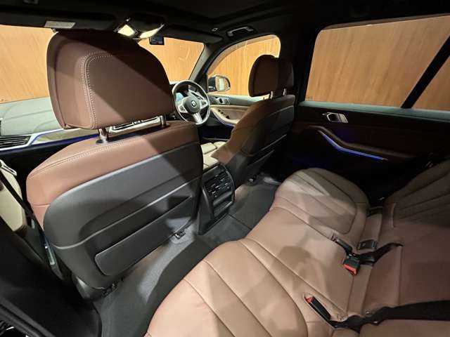 ＢＭＷ ＢＭＷ Ｘ５ xDrive 40d Mスポーツ 千葉県 2022(令4)年 4.9万km 黒Ｍ 限定車　/ＡＣＣ　/ＣａｒＰｌａｙ　/ディスプレイオーディオ　/バックカメラ　/サイドカメラ/ドライブレコーダー　/ヒーテッドドアミラー　/純正１７インチＡＷ　/ＥＴＣ
