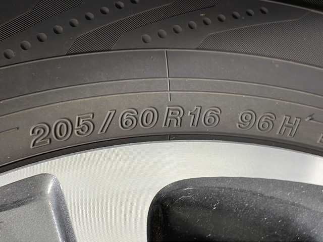 トヨタ ノア Si ダブルバイビーⅡ 広島県 2019(令1)年 5.9万km ブラック 純正９型ナビ　/両側電動スライドドア　/後席モニター　/バックカメラ　　/レーンキープアシスト　/コーナーセンサー　/ＬＥＤヘッドランプ　/衝突軽減ブレーキ　/オートハイビーム/クルーズコントロール/ＥＴＣ　/ドライブレコーダー　/純正16インチアルミホイール(205/60/R16)/エアバック（運転席/助手席）