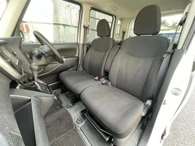 日産 デイズ ルークス ハイウェイスターS 千葉県 2015(平27)年 7.9万km ホワイトパール 横滑り防止装置/エマージェンシーブレーキ/踏み間違い衝突防止アシスト/純正SDナビ(MM114D-W)/・AM/FM/CD/フルセグTV/ETC/アイドリングストップ/純正アルミホイール/純正HIDヘッドライト/衝突安全ボディ/保証書/取扱説明書