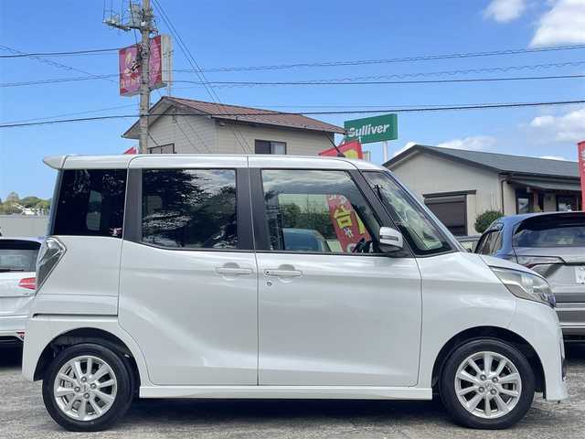 日産 デイズ ルークス ハイウェイスターS 千葉県 2015(平27)年 7.9万km ホワイトパール 外部検査済み/横滑り防止装置/エマージェンシーブレーキ/踏み間違い衝突防止アシスト/純正SDナビ(MM114D-W)/・AM/FM/CD/フルセグTV/ETC/アイドリングストップ/純正アルミホイール/純正HIDヘッドライト/衝突安全ボディ/保証書/取扱説明書