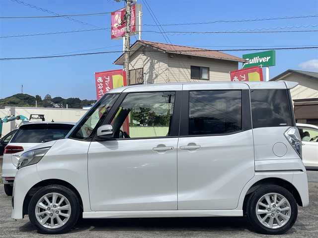 日産 デイズ ルークス ハイウェイスターS 千葉県 2015(平27)年 7.9万km ホワイトパール 外部検査済み/横滑り防止装置/エマージェンシーブレーキ/踏み間違い衝突防止アシスト/純正SDナビ(MM114D-W)/・AM/FM/CD/フルセグTV/ETC/アイドリングストップ/純正アルミホイール/純正HIDヘッドライト/衝突安全ボディ/保証書/取扱説明書