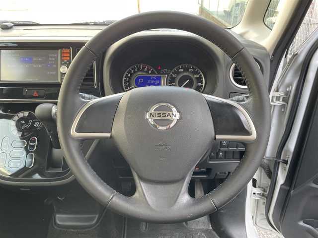 日産 デイズ ルークス ハイウェイスターS 千葉県 2015(平27)年 7.9万km ホワイトパール 外部検査済み/横滑り防止装置/エマージェンシーブレーキ/踏み間違い衝突防止アシスト/純正SDナビ(MM114D-W)/・AM/FM/CD/フルセグTV/ETC/アイドリングストップ/純正アルミホイール/純正HIDヘッドライト/衝突安全ボディ/保証書/取扱説明書