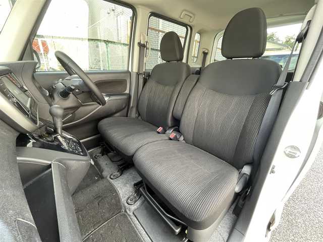 日産 デイズ ルークス ハイウェイスターS 千葉県 2015(平27)年 7.9万km ホワイトパール 外部検査済み/横滑り防止装置/エマージェンシーブレーキ/踏み間違い衝突防止アシスト/純正SDナビ(MM114D-W)/・AM/FM/CD/フルセグTV/ETC/アイドリングストップ/純正アルミホイール/純正HIDヘッドライト/衝突安全ボディ/保証書/取扱説明書