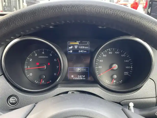 スバル レガシィ Ｂ４ ベース 宮城県 2016(平28)年 15.6万km クリスタルホワイトP 登録時走行距離155228km/純正ナビ/Bluetooth・TV・AM・FM/シートメモリー/シートヒーター（全席）/ステアリングヒーター/クルーズコントロール/ETC/ユピタル（SUPER CAT A110）/Harman Kardon/All Auto PW/デュアルエアコン/サンルーフ/プッシュスタート/スペアキー有/純正フロアマット/純正アルミホイール/ドアバイザー