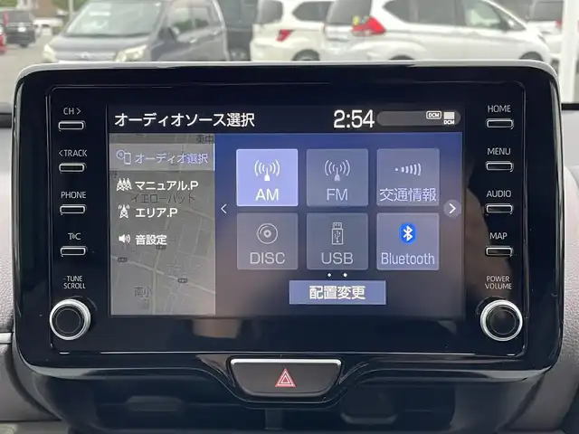 トヨタ ヤリス ハイブリッド Z 群馬県 2023(令5)年 1万km プラチナホワイトパールマイカ トヨタセーフティセンス/・プリクラッシュセーフティ/・レーンディパーチャーアラート/・ブラインドスポットモニター/・クリアランスソナー/・リヤクロストラフィックアラート/・パーキングサポートブレーキ/・ロードサインアシスト/純正ナビ付ディスプレイオーディオ/　（CD DVD Bluetooth USB AM FM)/全方位カメラ/ETC2.0/純正ドライブレコーダー/LEDヘッドライト/オートライト/オートマチックハイビーム/ステアリングリモコン/ステアリングヒーター/前席シートヒーター/取扱説明書/保証書/スペアキー