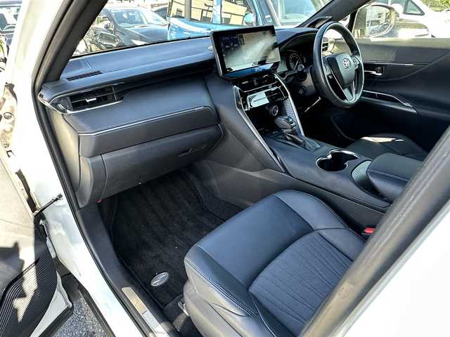 トヨタ ハリアー Z 東京都 2021(令3)年 2.3万km パール JBLサラウンド/ナビゲーション/フルセグテレビ/ブルートゥース接続/USB接続/全方位カメラ/アダプティブクルーズ/車線逸脱警報/ブラインドスポットモニタ/パワーバックドア/保証書/取扱説明書/整備手帳/スマートキーX2個