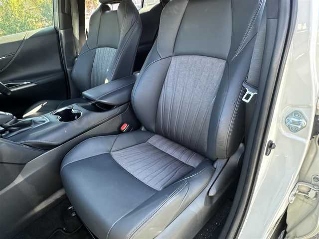 トヨタ ハリアー Z 東京都 2021(令3)年 2.3万km パール JBLサラウンド/ナビゲーション/フルセグテレビ/ブルートゥース接続/USB接続/全方位カメラ/アダプティブクルーズ/車線逸脱警報/ブラインドスポットモニタ/パワーバックドア/保証書/取扱説明書/整備手帳/スマートキーX2個