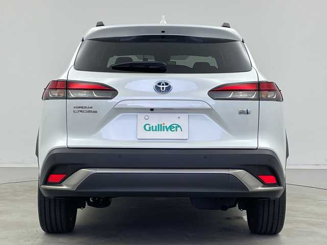 トヨタ カローラ クロス ハイブリッド Z 新潟県 2021(令3)年 2万km プラチナホワイトパールマイカ プリクラッシュセーフティ/レーダークルーズコントロール/レーンキープアシスト/純正9インチディスプレイオーディオ(ナビ機能付き)/フルセグTV/ビルトインETC/ドライブレコーダー/オートLEDヘッドライト/オートハイビーム/純正18インチAW/パワーバックドア/ハーフレザーシート/D席パワーシート/D席・N席シートヒーター/ルーフレール/オートドアミラー