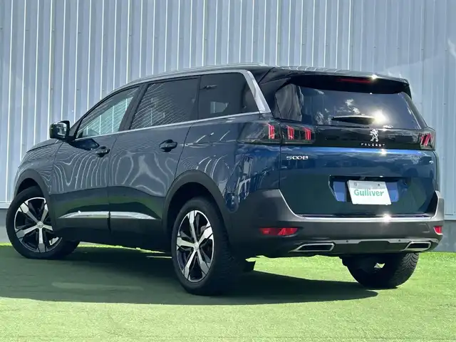 プジョー ５００８ GT ブルーHDi 香川県 2021(令3)年 4.8万km 青 純正メーカーナビ/360°ビジョン/PEUGEOT iConnect Advanced/・コネクテッドナビゲーション/・音声コントロール/・ミラースクリーン(AppleCarPlay/AndroidAuto)/・eリモートコントロール/・ソフトウェアアップデート/アクティブセーフティブレーキ/アクティブクルーズコントロール/アドバンスドグリップコントロール/フルLEDヘッドライト/テップレザーシート/アルカンタラシート/運転席メモリ付きパワーシート/前席ヒートシーター/パワーバックドア/革巻きステアリング/ステアリングリモコン/ブラインドスポットモニター/純正18インチアルミホイール/コーナーセンサー/ETC/ドライブレコーダー/オートエアコン/パワーウィンドウ/プッシュスタート/スマートキー