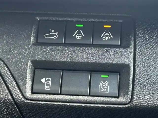 プジョー ５００８ GT ブルーHDi 香川県 2021(令3)年 4.8万km 青 純正メーカーナビ/360°ビジョン/PEUGEOT iConnect Advanced/・コネクテッドナビゲーション/・音声コントロール/・ミラースクリーン(AppleCarPlay/AndroidAuto)/・eリモートコントロール/・ソフトウェアアップデート/アクティブセーフティブレーキ/アクティブクルーズコントロール/アドバンスドグリップコントロール/フルLEDヘッドライト/テップレザーシート/アルカンタラシート/運転席メモリ付きパワーシート/前席ヒートシーター/パワーバックドア/革巻きステアリング/ステアリングリモコン/ブラインドスポットモニター/純正18インチアルミホイール/コーナーセンサー/ETC/ドライブレコーダー/オートエアコン/パワーウィンドウ/プッシュスタート/スマートキー