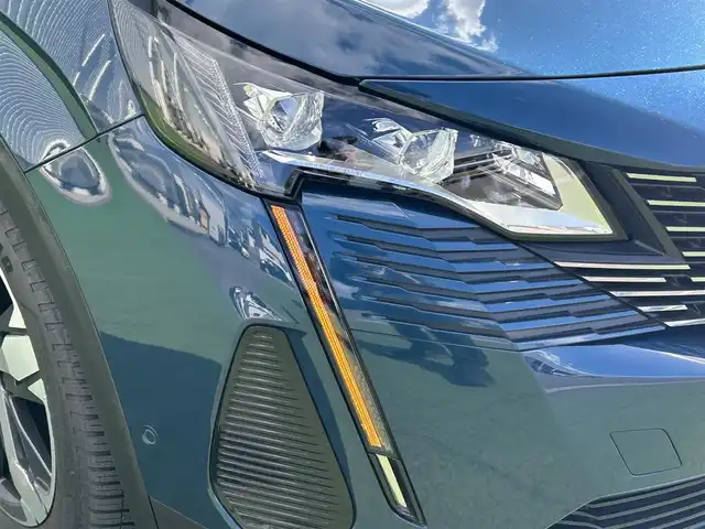 プジョー ５００８ GT ブルーHDi 香川県 2021(令3)年 4.8万km 青 純正メーカーナビ/360°ビジョン/PEUGEOT iConnect Advanced/・コネクテッドナビゲーション/・音声コントロール/・ミラースクリーン(AppleCarPlay/AndroidAuto)/・eリモートコントロール/・ソフトウェアアップデート/アクティブセーフティブレーキ/アクティブクルーズコントロール/アドバンスドグリップコントロール/フルLEDヘッドライト/テップレザーシート/アルカンタラシート/運転席メモリ付きパワーシート/前席ヒートシーター/パワーバックドア/革巻きステアリング/ステアリングリモコン/ブラインドスポットモニター/純正18インチアルミホイール/コーナーセンサー/ETC/ドライブレコーダー/オートエアコン/パワーウィンドウ/プッシュスタート/スマートキー