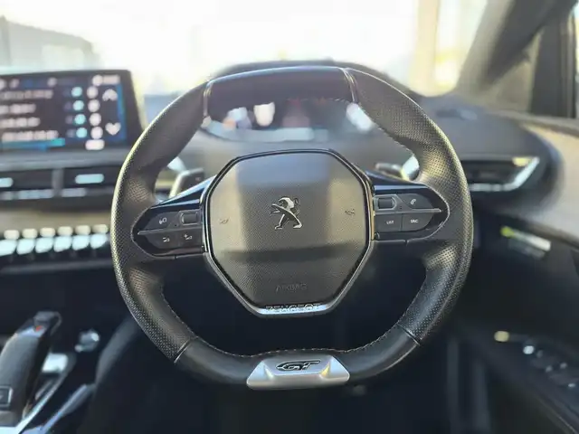 プジョー ５００８ GT ブルーHDi 山梨県 2021(令3)年 4.8万km 青 ３列シート/ＡＣＣ/LKA/BSM/３６０°カメラ/ドライビングモード/インテリジェントハイビーム/ＡｐｐｌｅＣａｒＰｌａｙ/AndoroidAuto/ＢＴ/置き充電/運転席Ｐシート/前席シートH/ドラレコ