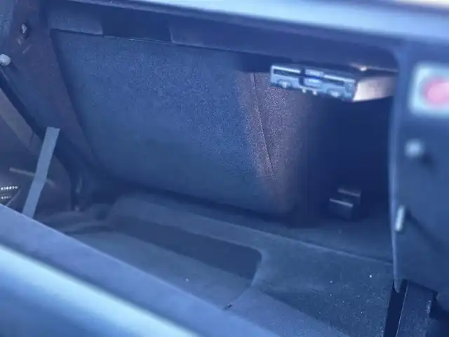 プジョー ５００８ GT ブルーHDi 山梨県 2021(令3)年 4.8万km 青 ３列シート/ＡＣＣ/LKA/BSM/３６０°カメラ/ドライビングモード/インテリジェントハイビーム/ＡｐｐｌｅＣａｒＰｌａｙ/AndoroidAuto/ＢＴ/置き充電/運転席Ｐシート/前席シートH/ドラレコ