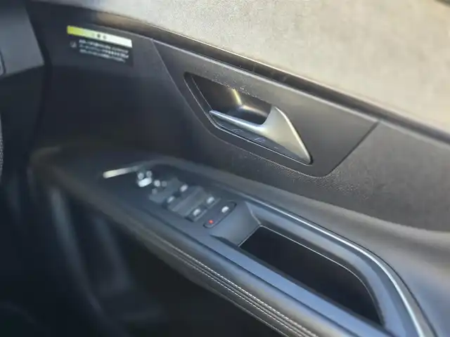 プジョー ５００８ GT ブルーHDi 山梨県 2021(令3)年 4.8万km 青 ３列シート/ＡＣＣ/LKA/BSM/３６０°カメラ/ドライビングモード/インテリジェントハイビーム/ＡｐｐｌｅＣａｒＰｌａｙ/AndoroidAuto/ＢＴ/置き充電/運転席Ｐシート/前席シートH/ドラレコ