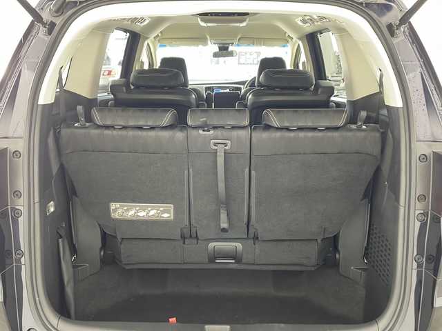 ホンダ オデッセイ ハイブリッド アブソルート・EXホンダセンジング 兵庫県 2018(平30)年 3.1万km プレミアムヴィーナスブラックP ・純正ナビ/CD/DVD/Bluetooth/TV/・マルチビューカメラシステム/・ビルトインETC2.0/・純正フリップダウンモニター/・Honda　SENSING/衝突軽減ブレーキ/誤発進抑制機能/歩行者事故低減ステアリング/路外逸脱抑制機能/アダプティブ・クルーズ・コントロール/車線維持支援システム/先行車発進お知らせ機能/標識認識機能/・ブラインドスポットモニター/・ハーフレザー/・前席シートヒーター/・ステアリングスイッチ/・社外１９インチアルミホイール/・ＬＥＤヘッドライト/・フォグランプ/・オートライト/・プッシュスタート/・スマートキー/・電子パーキング/・オートホールド/・ミラーヒーター/・フロアマット/・2列目サンシェード