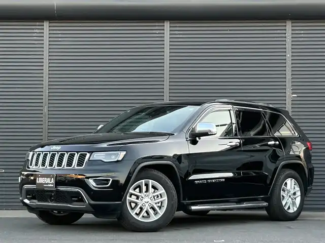 クライスラー・ジープ ジープ グランドチェロキー 茨城県 2019(平31)年 4.5万km 黒 後期型 /衝突軽減B /ACC /黒革 /Sヒ-タ- /ベンチレ-ション /サイドステップ/ナビ /TV/BT/USB /Bカメラ /パ-クディスタンス /レ-ンセンス /BSM /LED /PWシ-ト /PWテ-ルゲ-ト /ステアリングヒ-タ-/ALPINEサウンド /ETC /ル-フレ-ル /前後ドラレコ /禁煙車