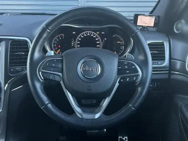 クライスラー・ジープ ジープ グランドチェロキー 茨城県 2019(平31)年 4.5万km 黒 後期型 /衝突軽減B /ACC /黒革 /Sヒ-タ- /ベンチレ-ション /サイドステップ/ナビ /TV/BT/USB /Bカメラ /パ-クディスタンス /レ-ンセンス /BSM /LED /PWシ-ト /PWテ-ルゲ-ト /ステアリングヒ-タ-/ALPINEサウンド /ETC /ル-フレ-ル /前後ドラレコ /禁煙車