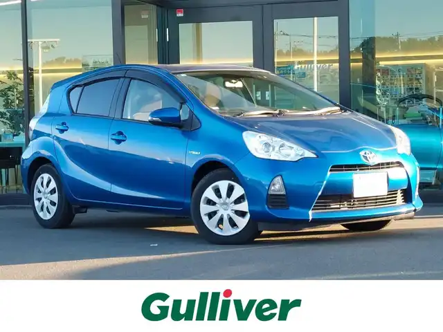 トヨタ アクア G 東京都 2014(平26)年 4.4万km コバルトブルーメタリック 純正ナビ/フルセグTV/ETC/プッシュスタート/純正フロアマット/オートライト/ドアバイザー/スマートキー