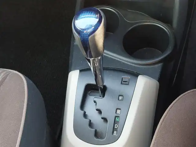 トヨタ アクア G 東京都 2014(平26)年 4.4万km コバルトブルーメタリック 純正ナビ/フルセグTV/ETC/プッシュスタート/純正フロアマット/オートライト/ドアバイザー/スマートキー