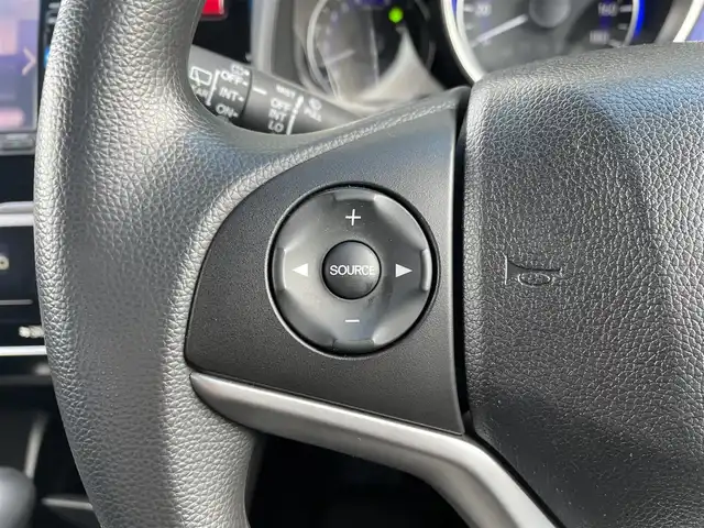 ホンダ フィット 13G Fパッケージ ファインED 東京都 2017(平29)年 4.3万km クリスタルブラックパール 純正ナビ/フルセグ/ビルトインETC/ドライブレコーダー/コーナーセンサー/アイドリングストップ/スマートキー/ECONモード/プッシュスタート/ステアリングスイッチ