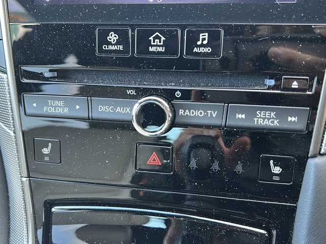 日産 スカイライン 400R 佐賀県 2023(令5)年 0.4万km スーパーブラック ワンオーナー/純正ナビ/Bluetooth/フルセグテレビ/CD/DVD/FM/AM/バックカメラ/全方位カメラ/オートライト/オートエアコン/プッシュスタート/パワーシート/シートメモリ/クルーズコントロール/純正アルミホイール/純正フロアマット/ETC/スマートキー/スペアキー/シートヒーター/ステアリングリモコン/パドルシフト/保証書/取扱説明書